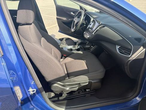Used 2023 Chevrolet Malibu LT FWD image 29