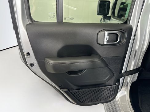 Used 2023 Jeep Wrangler Sahara w/ Cold Weather Group AWD/4WD image 25