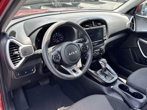 Used 2022 Kia Soul LX FWD image 26