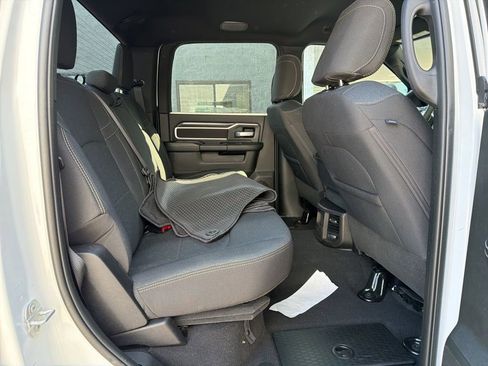 Used 2025 RAM 2500 Big Horn AWD/4WD image 5
