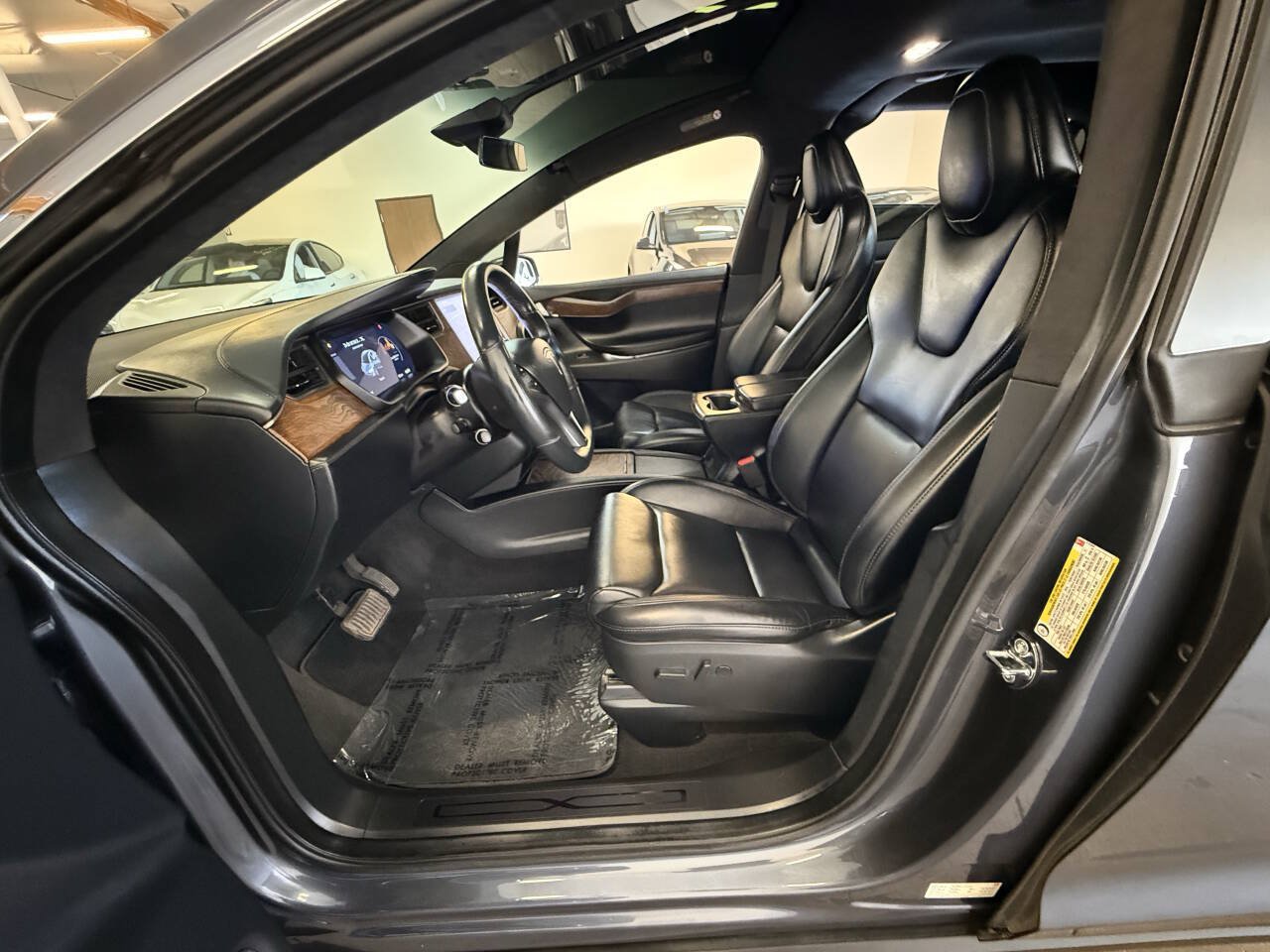 Used 2020 Tesla Model X Long Range AWD/4WD image 22