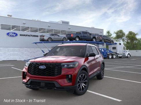 New 2026 Ford Explorer ST-Line image 2
