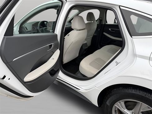 Used 2023 Hyundai Sonata SE image 24