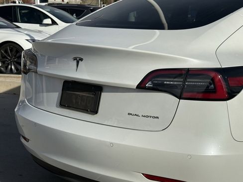 Used 2020 Tesla Model 3 Long Range image 32