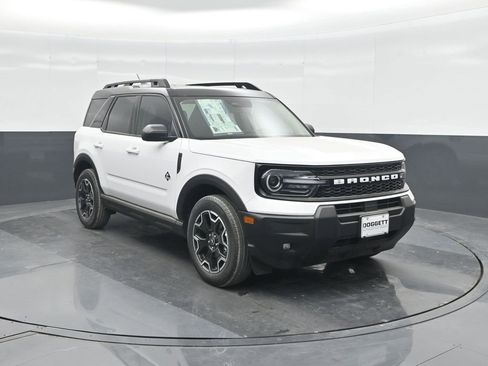 New 2025 Ford Bronco Sport Outer Banks image 8