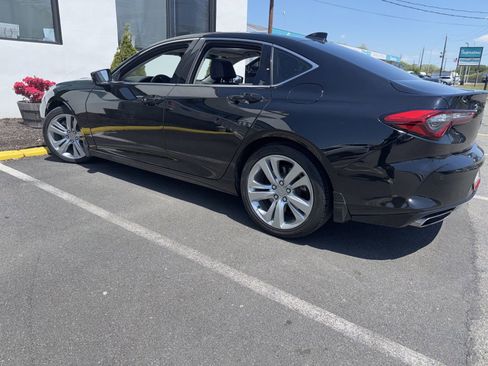 Used 2022 Acura TLX w/ Technology Package FWD image 3