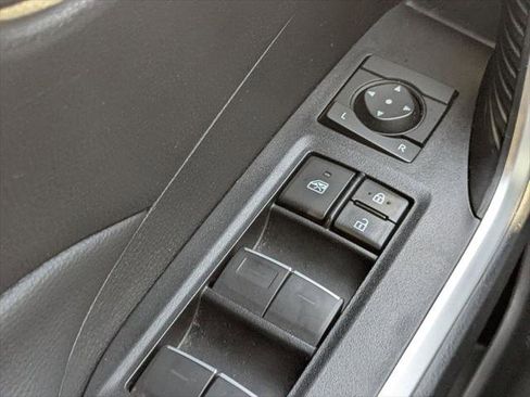 Certified 2023 Toyota RAV4 SE w/ Convenience Package image 22