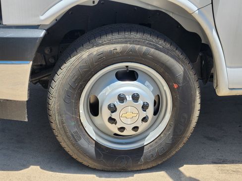 New 2025 Chevrolet Express 3500 w/ Power Convenience Package image 16
