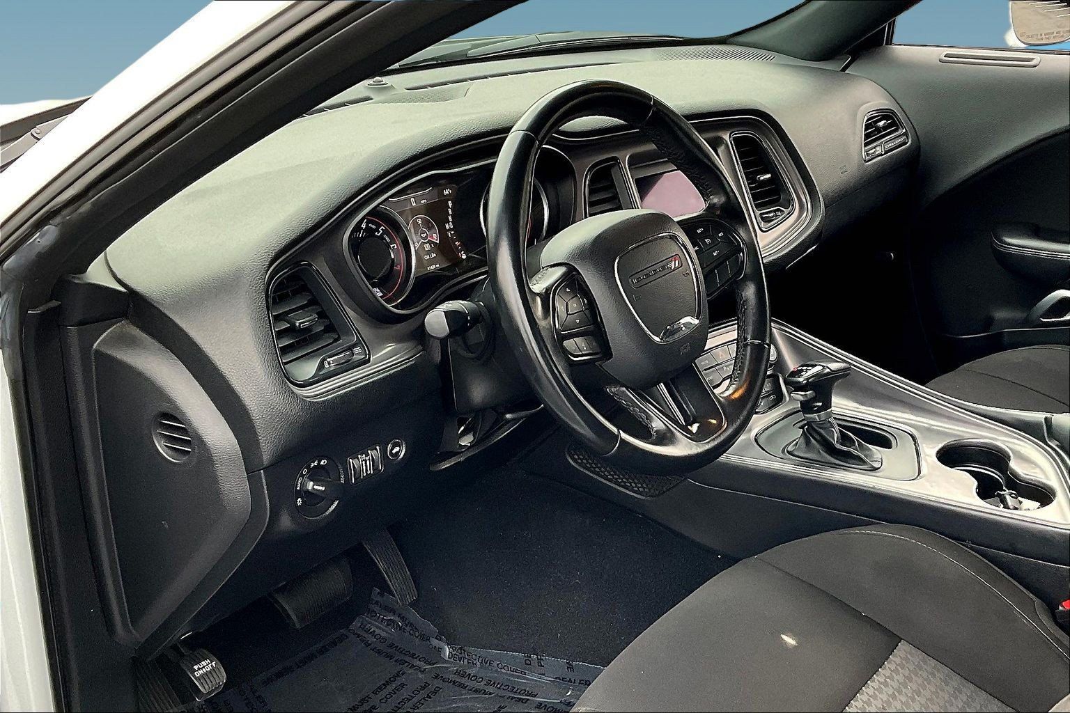 Used 2023 Dodge Challenger GT AWD/4WD image 15