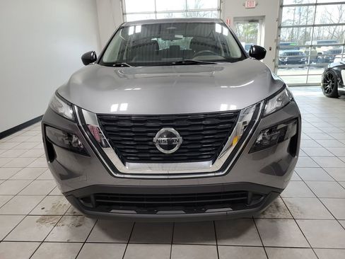 Used 2021 Nissan Rogue S image 12