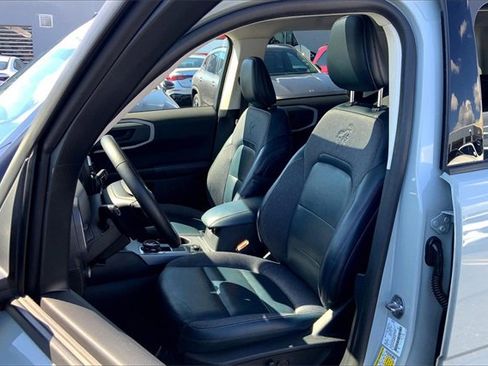 Used 2021 Ford Bronco Sport Outer Banks w/ Outer Banks Package image 6