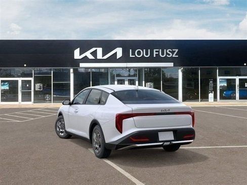 New 2026 Kia K4 LX image 4