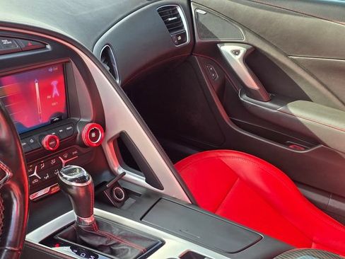 Used 2019 Chevrolet Corvette Z06 RWD image 20