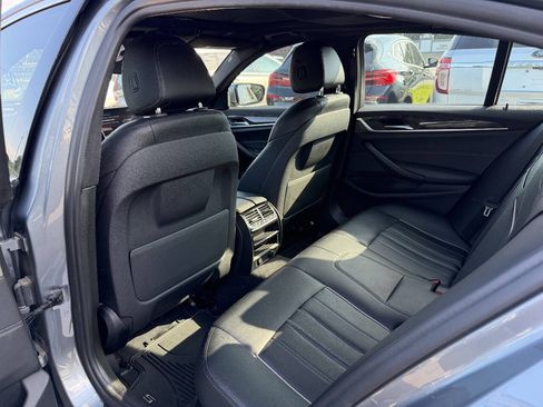 Used 2018 BMW 530e RWD image 9