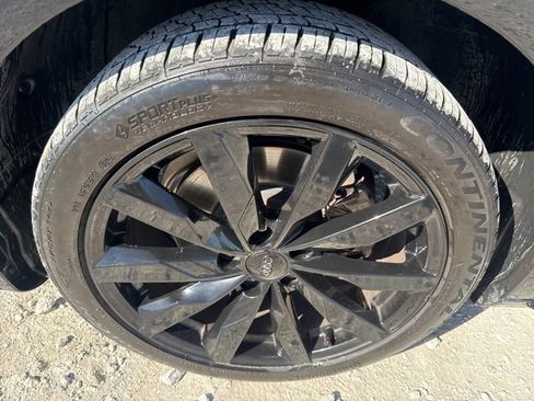 Used 2020 Audi A4 2.0T Premium w/ Convenience Package image 10