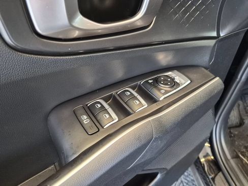 Used 2025 Kia Sorento EX AWD/4WD image 16