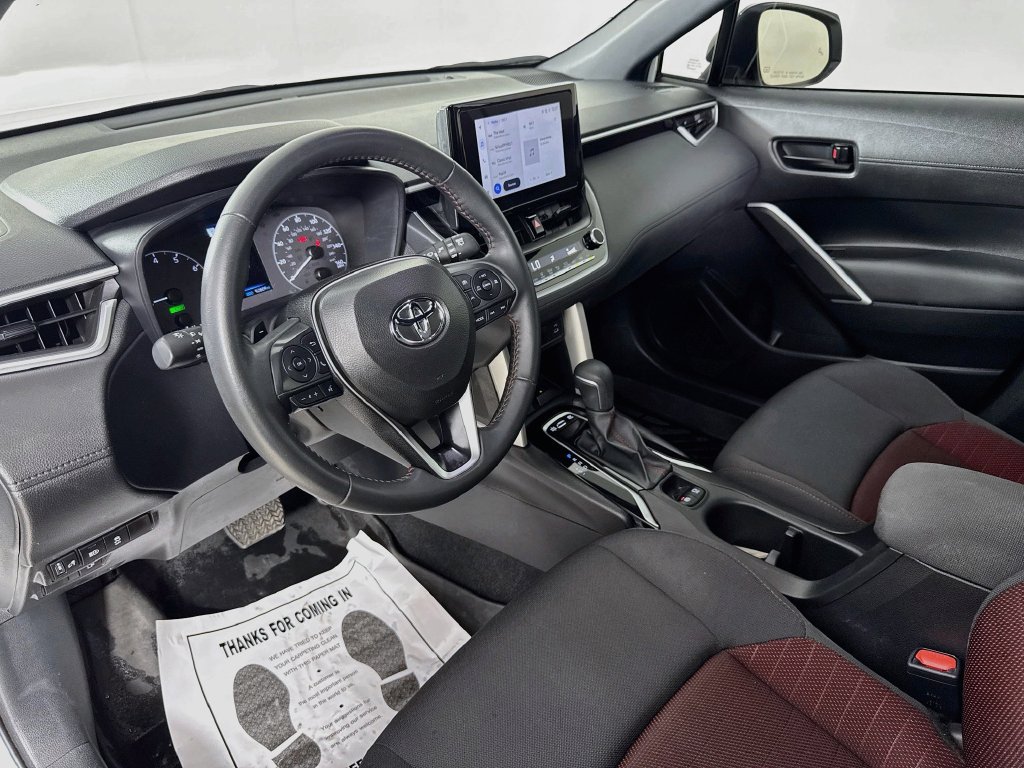 Used 2025 Toyota Corolla Cross AWD Hybrid image 10