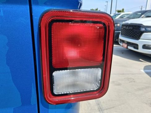 New 2026 Jeep Gladiator Sport image 9