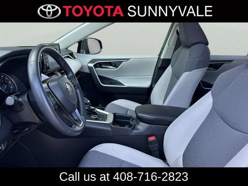 Used 2021 Toyota RAV4 XLE w/ Convenience Package AWD/4WD image 15
