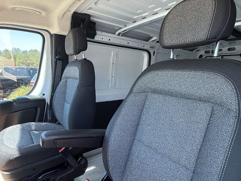 New 2026 RAM ProMaster 2500 w/ Convenience Group image 19