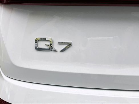 Used 2023 Audi Q7 2.0T Premium w/ Convenience Package AWD/4WD image 33
