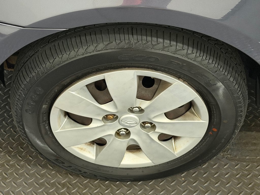 Used 2008 Hyundai Accent GS FWD image 18