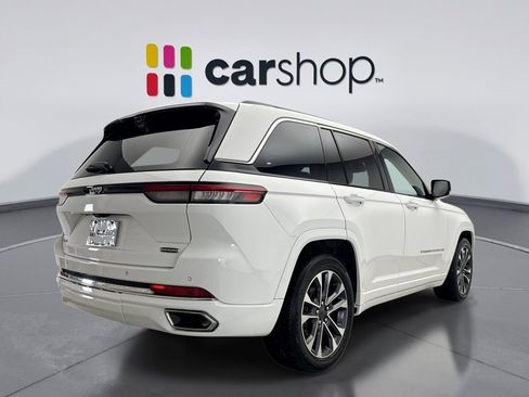 Used 2023 Jeep Grand Cherokee Overland w/ Adv Protech Group III AWD/4WD image 5