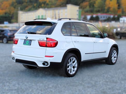 Used 2011 BMW X5 xDrive35i image 7