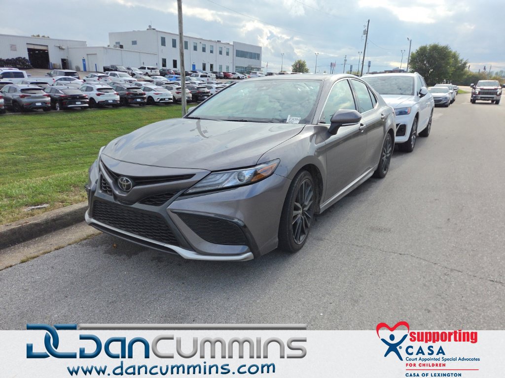Used 2024 Toyota Camry XSE FWD image 1