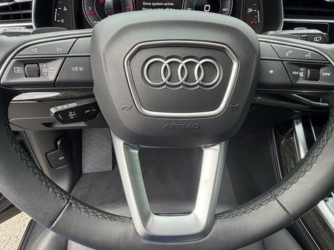 Used 2023 Audi Q7 3.0T Premium Plus AWD/4WD image 25