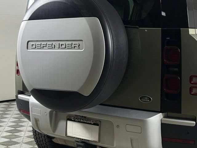 Used 2020 Land Rover Defender 110 HSE AWD/4WD image 15