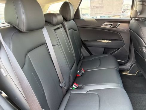New 2026 Kia Sportage EX w/ EX Panorama Roof Package FWD image 24