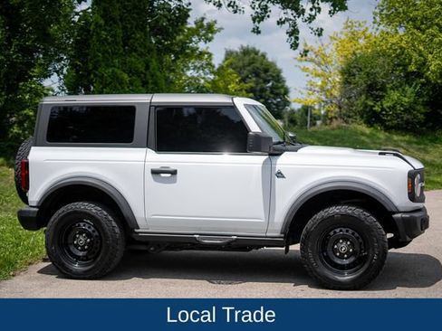 Used 2022 Ford Bronco Black Diamond AWD/4WD image 4