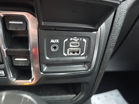 New 2026 Jeep Gladiator Sport image 30