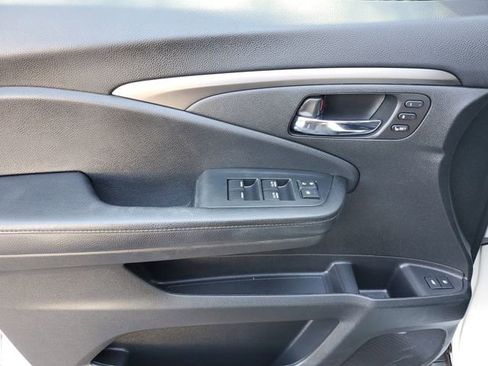 Used 2022 Honda Pilot Special Edition image 16