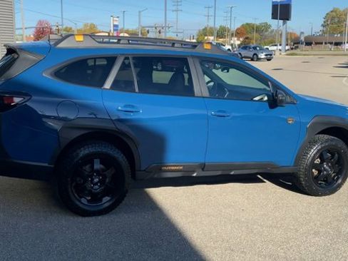 Used 2022 Subaru Outback Wilderness image 2