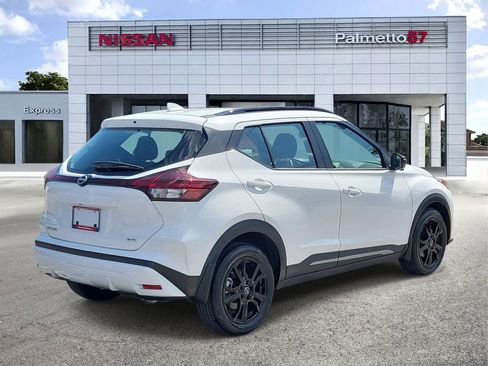 Certified 2023 Nissan Kicks SR FWD image 6