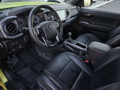 Certified 2023 Toyota Tacoma TRD Sport image 11