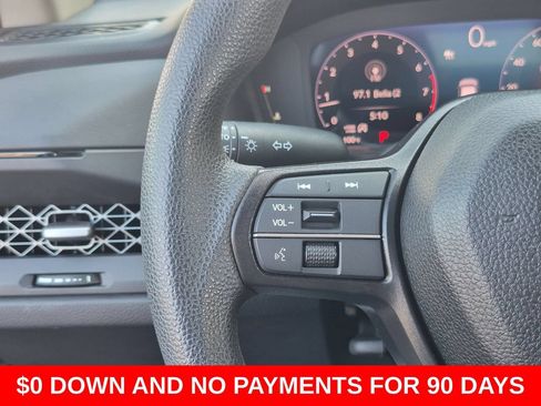 Used 2025 Honda Accord SE image 19