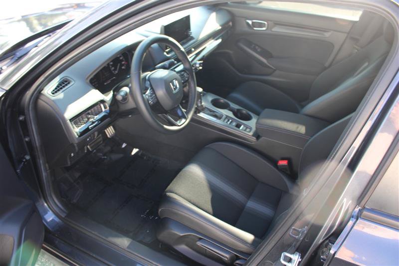 Used 2025 Honda Civic Sport image 9