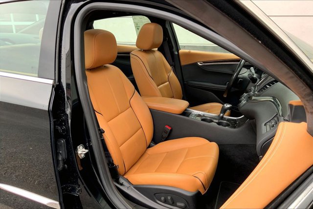 Used 2015 Chevrolet Impala LTZ FWD image 6