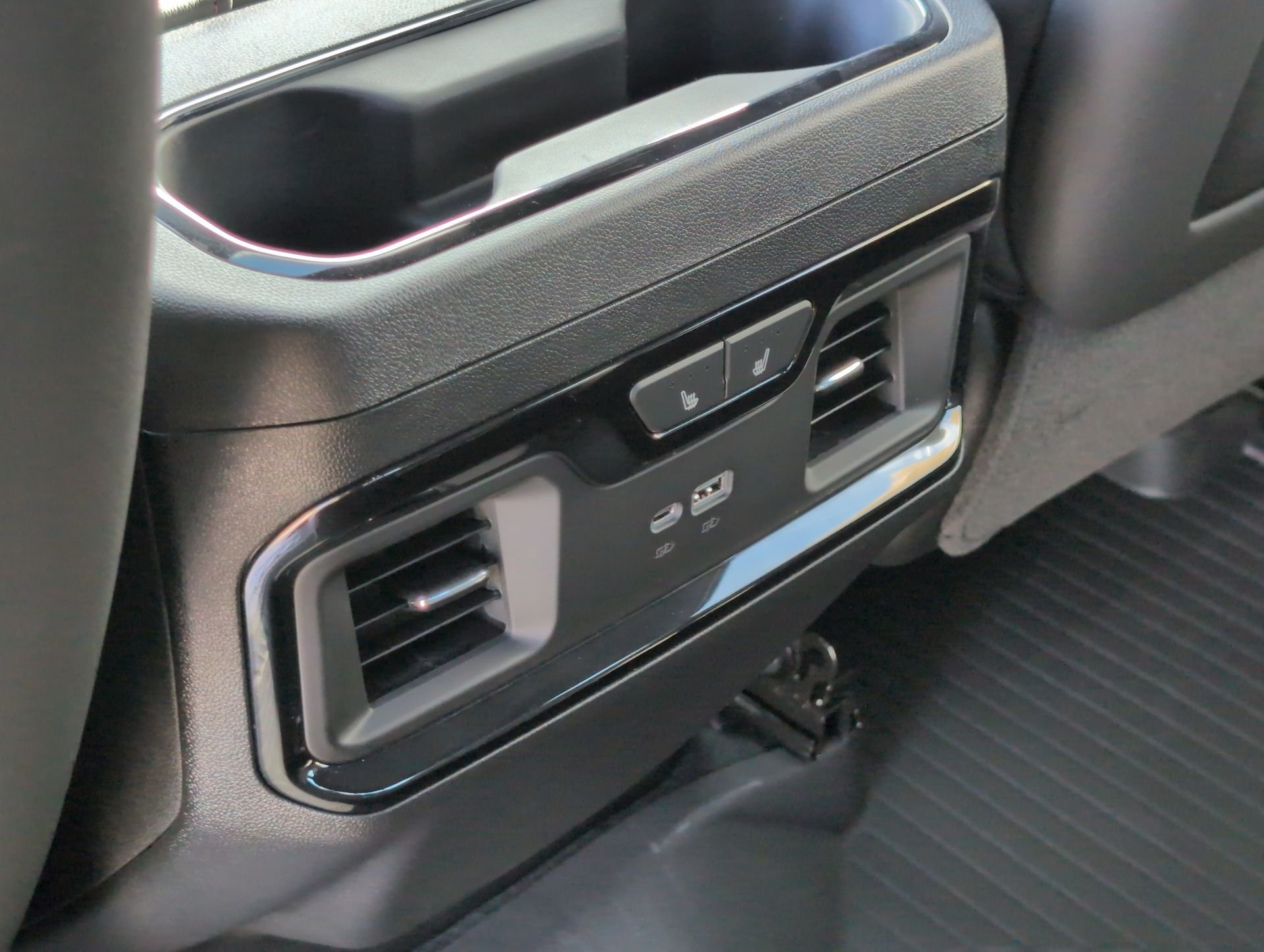 New 2026 GMC Sierra 2500 AT4X w/ AT4X AEV Edition AWD/4WD image 84