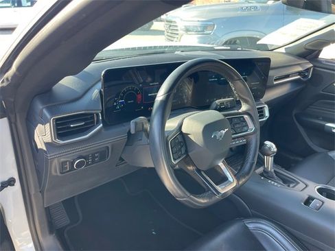 Used 2024 Ford Mustang Premium image 9