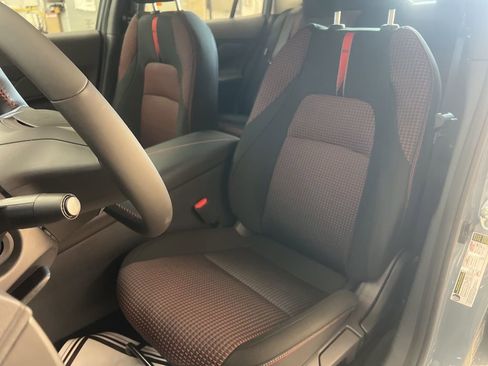 New 2026 Nissan Sentra SR w/ Floor Mat Package FWD image 28