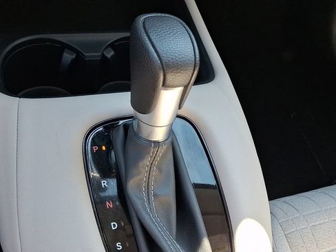 Used 2024 Honda HR-V LX image 14