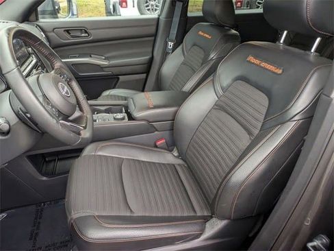 Used 2024 Nissan Pathfinder Rock Creek image 19