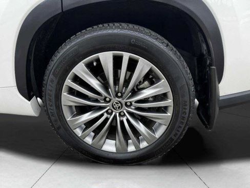 Used 2021 Toyota Highlander Platinum AWD/4WD image 75