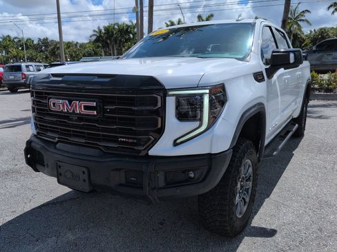 Used 2024 GMC Sierra 1500 AT4X AWD/4WD image 9