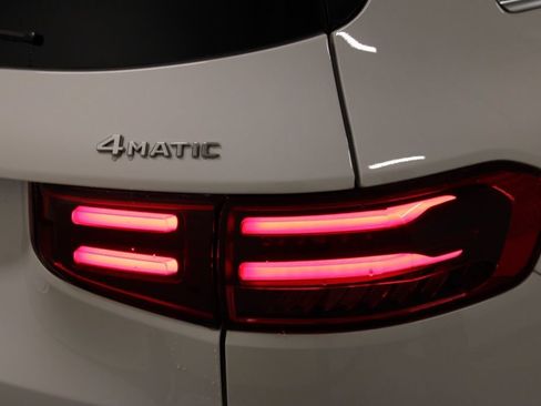 Certified 2026 Mercedes-Benz GLB 250 4MATIC image 6