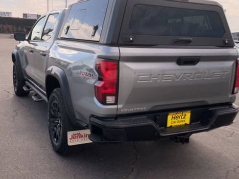 Used 2025 Chevrolet Colorado Trail Boss AWD/4WD image 8